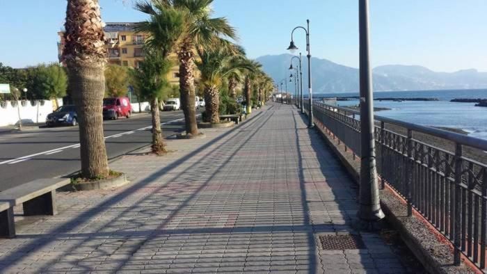 Thomas Sea View Apartment Torre del Greco Exterior foto